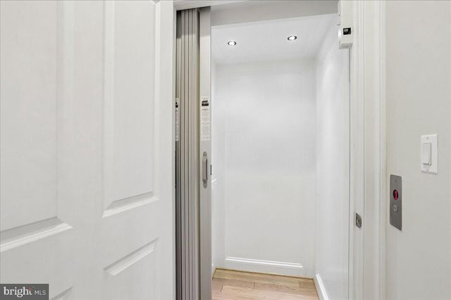 7800 RADNOR RD, Bethesda, MD 20817