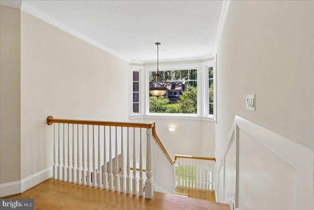 7800 RADNOR RD, Bethesda, MD 20817