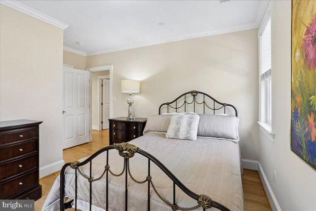 7800 RADNOR RD, Bethesda, MD 20817