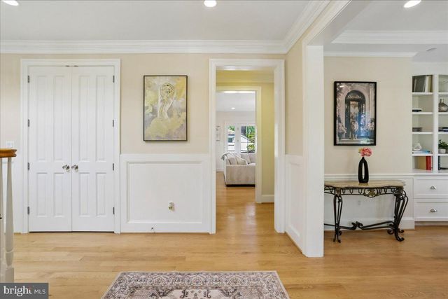 7800 RADNOR RD, Bethesda, MD 20817