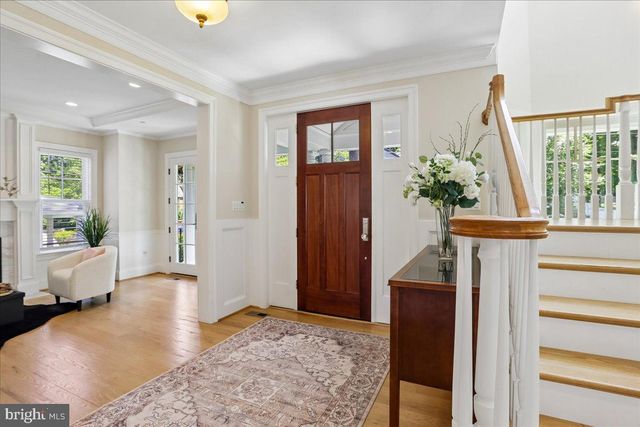 7800 RADNOR RD, Bethesda, MD 20817