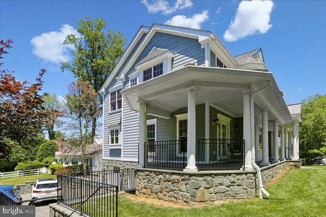 7800 RADNOR RD, Bethesda, MD 20817