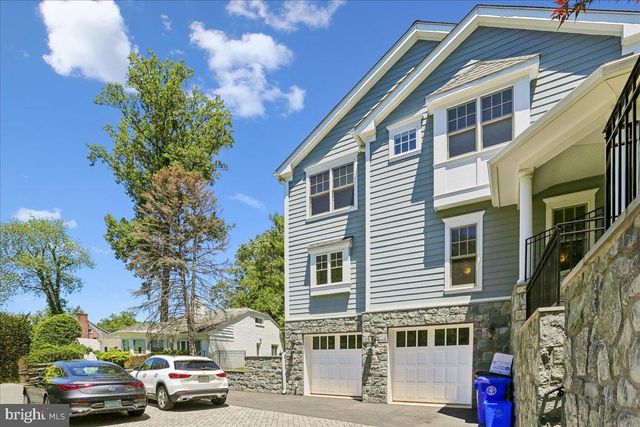 7800 RADNOR RD, Bethesda, MD 20817