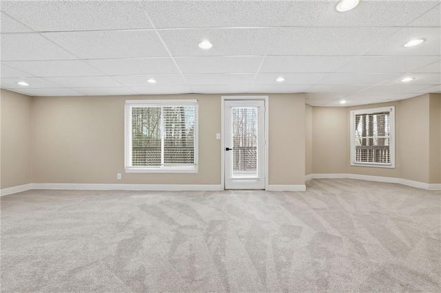 911 Laurel Crest Drive, Woodstock, GA 30189