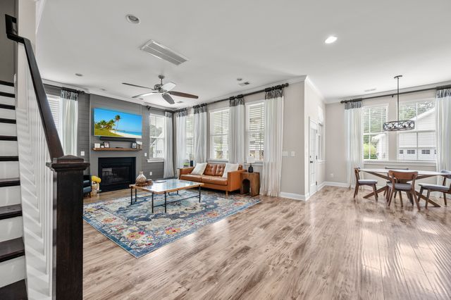 4176 Home Town Lane, Ravenel, SC 29470