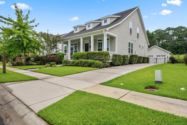 4176 Home Town Lane, Ravenel, SC 29470