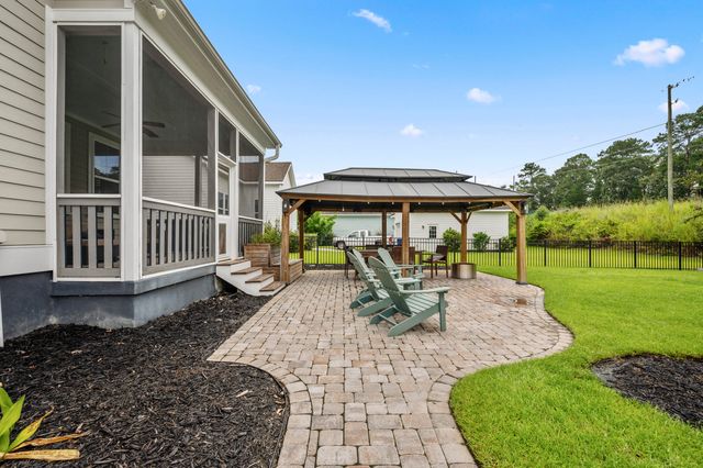 4176 Home Town Lane, Ravenel, SC 29470