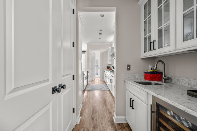 4176 Home Town Lane, Ravenel, SC 29470