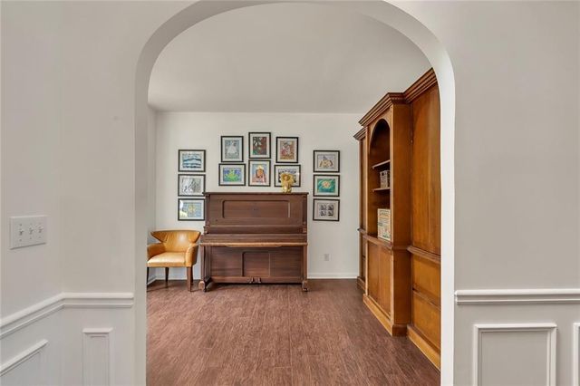 9745 Laguna Place, Gainesville, GA 30506