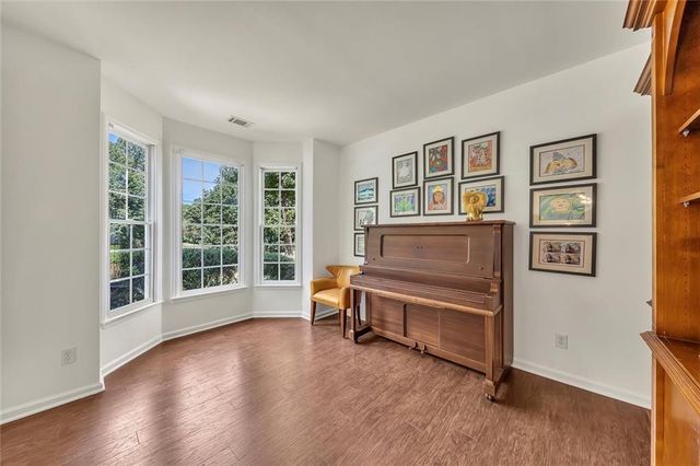 9745 Laguna Place, Gainesville, GA 30506