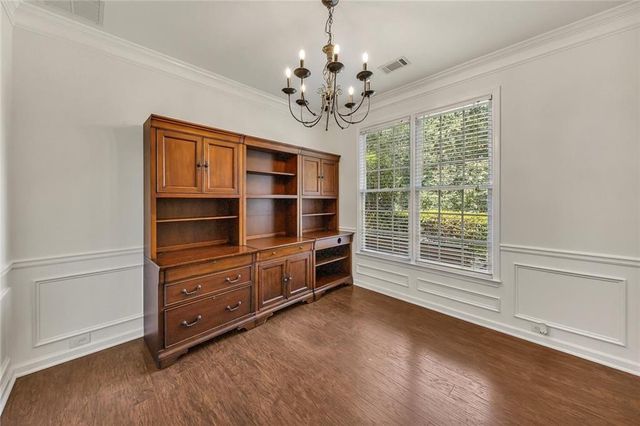 9745 Laguna Place, Gainesville, GA 30506