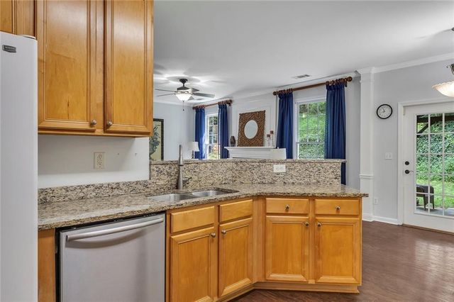 9745 Laguna Place, Gainesville, GA 30506