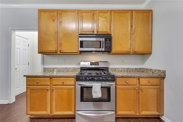 9745 Laguna Place, Gainesville, GA 30506