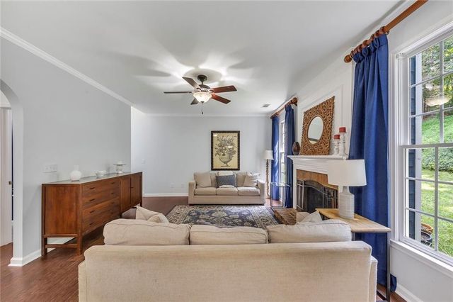 9745 Laguna Place, Gainesville, GA 30506