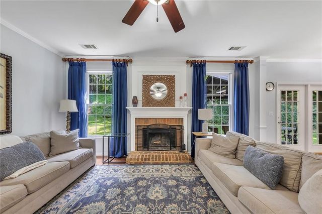 9745 Laguna Place, Gainesville, GA 30506