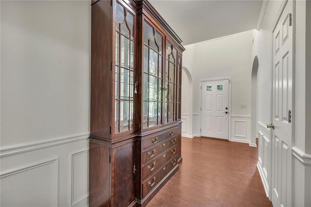 9745 Laguna Place, Gainesville, GA 30506