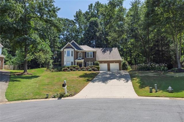 9745 Laguna Place, Gainesville, GA 30506