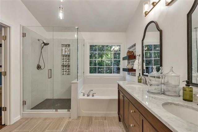 9745 Laguna Place, Gainesville, GA 30506