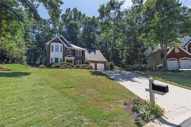 9745 Laguna Place, Gainesville, GA 30506