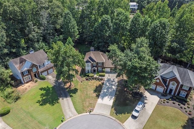 9745 Laguna Place, Gainesville, GA 30506