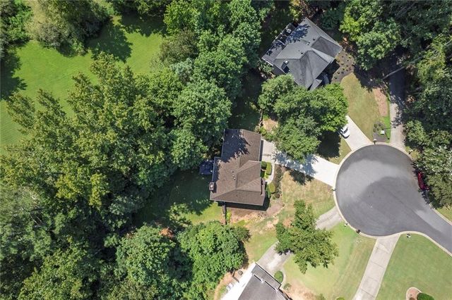 9745 Laguna Place, Gainesville, GA 30506