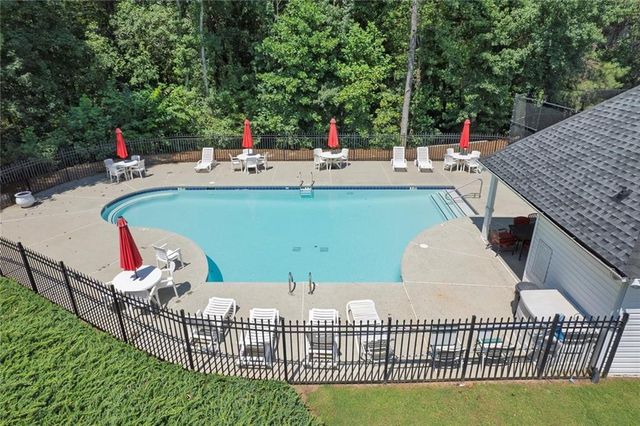 9745 Laguna Place, Gainesville, GA 30506