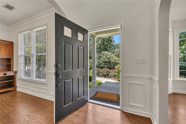 9745 Laguna Place, Gainesville, GA 30506