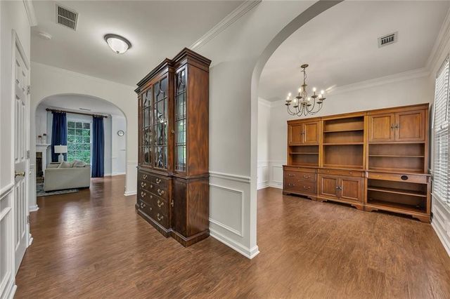 9745 Laguna Place, Gainesville, GA 30506