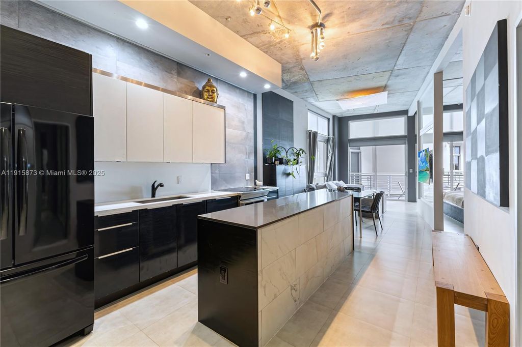 2001 Meridian Ave 515, Miami Beach, FL 33139