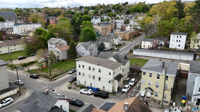 38 Green Street, Waterbury, CT 06708