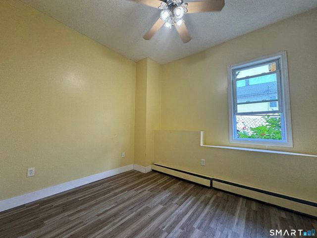 38 Green Street, Waterbury, CT 06708