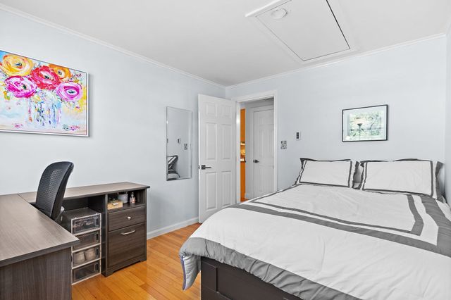 3 Young St, Lexington, MA 02420