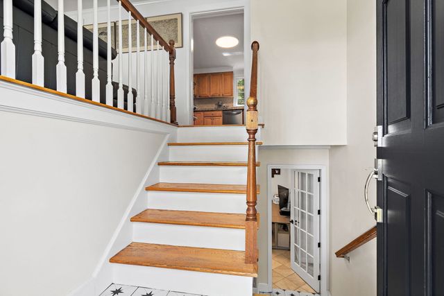 3 Young St, Lexington, MA 02420