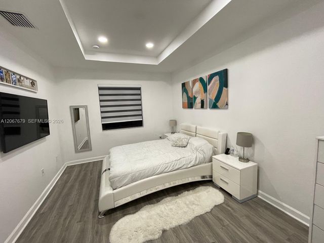 17430 SW 153rd Avenue ., Miami, FL 33187