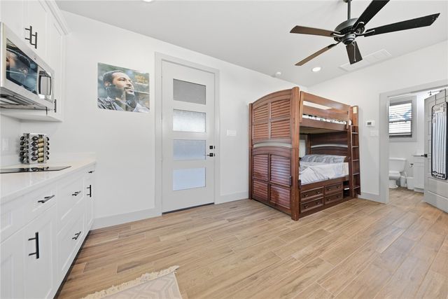 4023 Brownway Drive, College Station, TX 77845