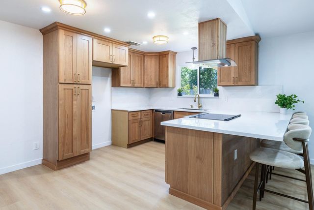 1468 Morris Avenue, Clovis, CA 93611