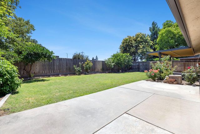 1468 Morris Avenue, Clovis, CA 93611