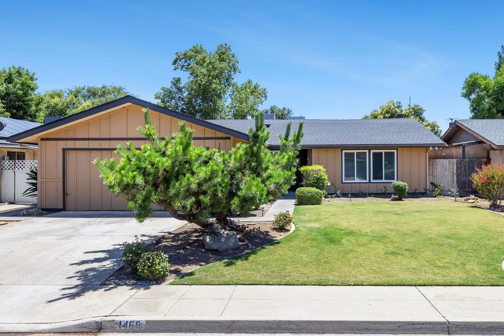 1468 Morris Avenue, Clovis, CA 93611