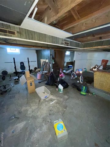 10521 Mckinney Street, Detroit, MI 48224