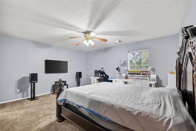 1040 Glenview Drive, Pearland, TX 77581