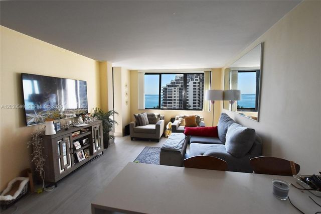 540 Brickell Key Drive 1025, Miami, FL 33131