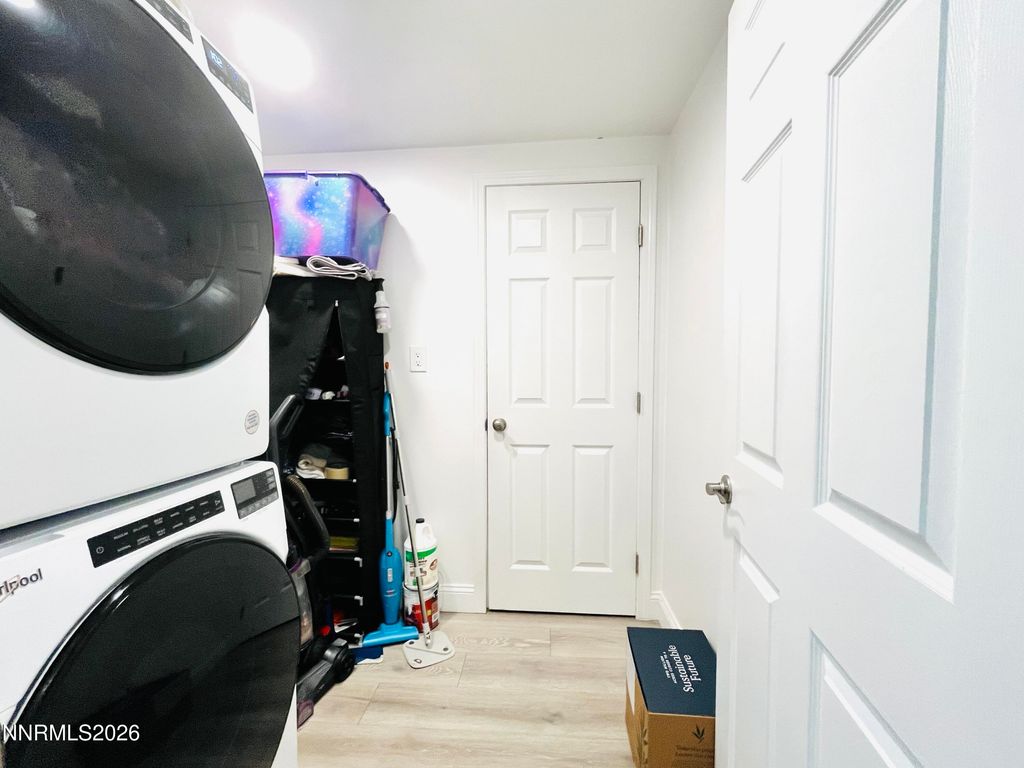 Image 10 of property listing at 1000 Keystone Avenue, Reno, NV 89503