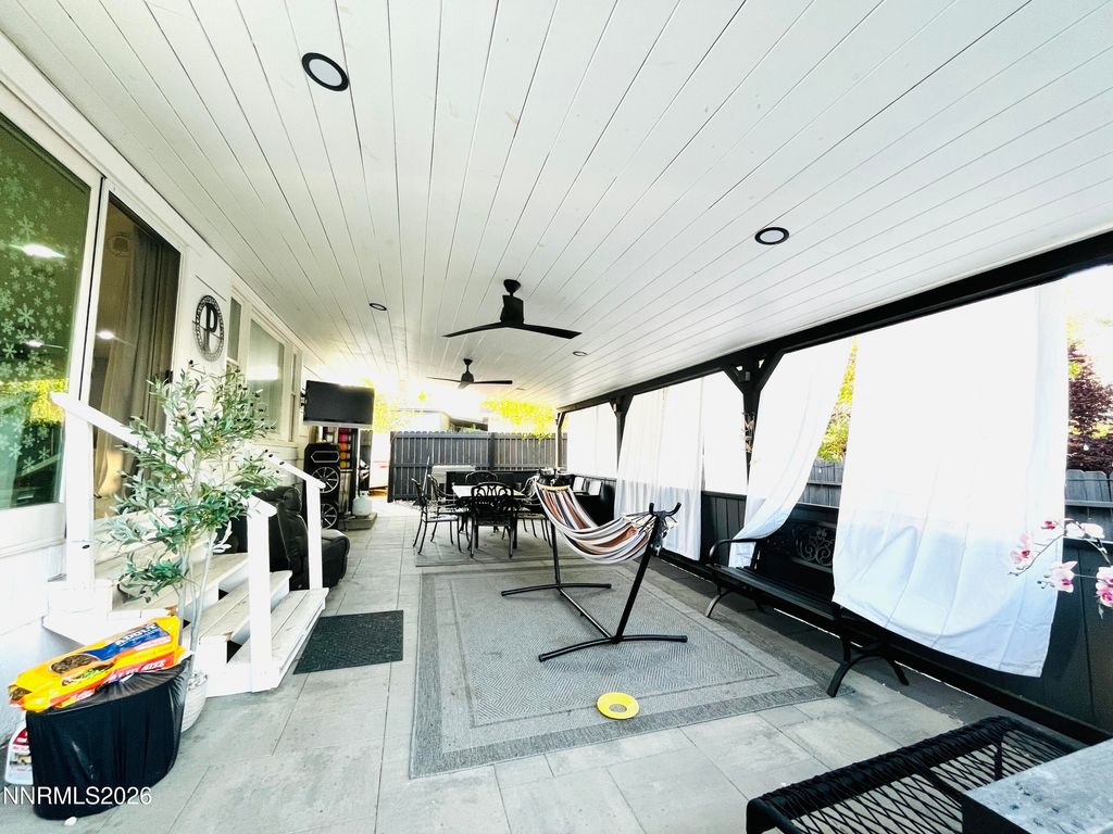 Image 19 of property listing at 1000 Keystone Avenue, Reno, NV 89503