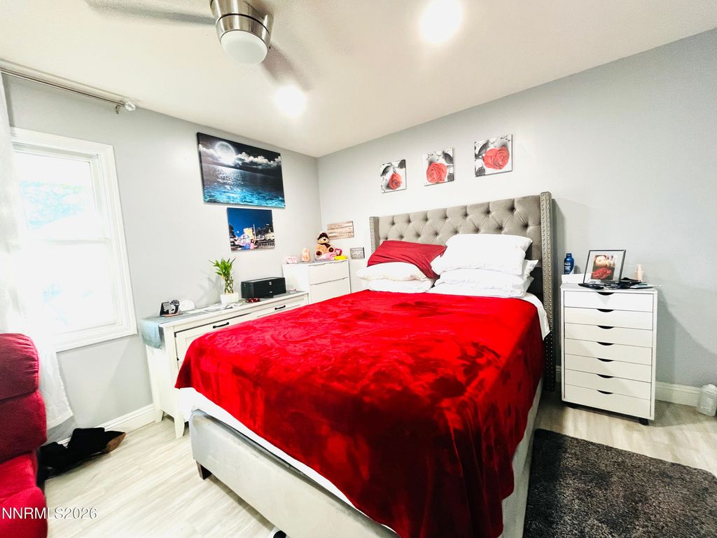 Image 6 of property listing at 1000 Keystone Avenue, Reno, NV 89503