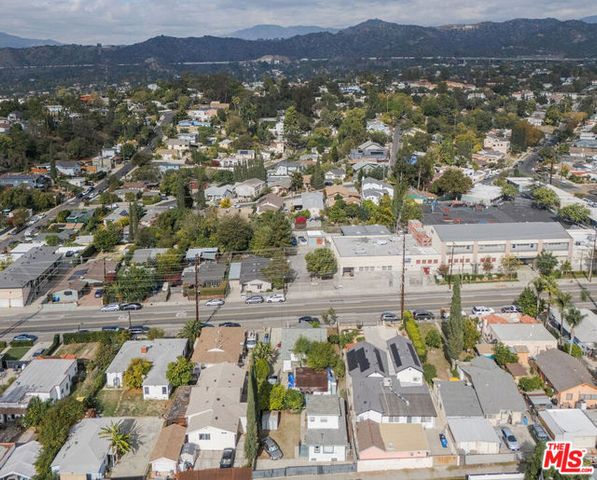 1334 Yosemite Drive, Los Angeles, CA 90041