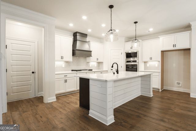 1238 Cherry Bark Court, Loganville, GA 30052