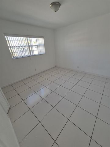 3711 Tyler Street, Hollywood, FL 33021