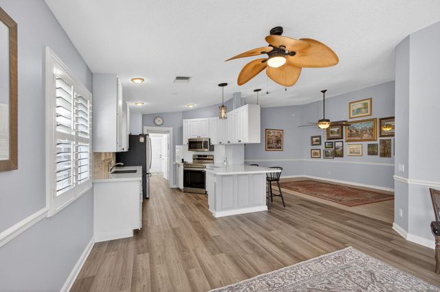 8557 SE Retreat Drive, Hobe Sound, FL 33455