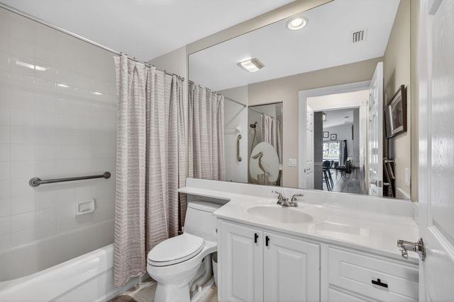 8557 SE Retreat Drive, Hobe Sound, FL 33455