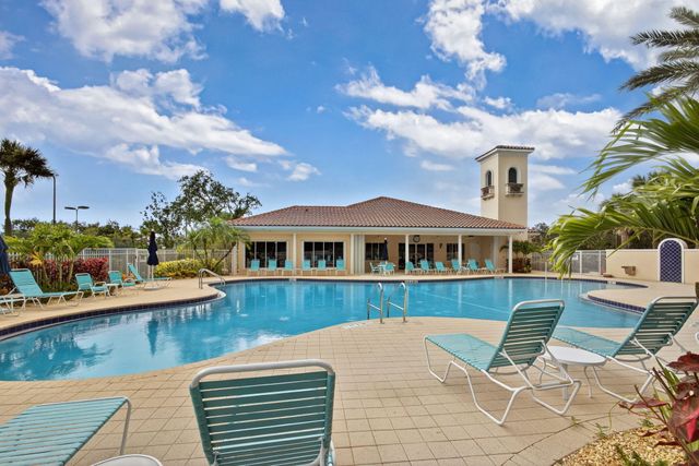 8557 SE Retreat Drive, Hobe Sound, FL 33455